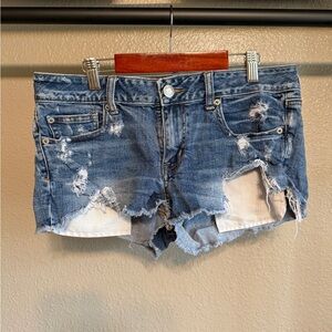 American Eagle Outfitters Distressed Jean Shortie Shorts Womens size 10